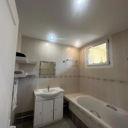 Rdc Calme, Accessible Et Reposant Apartamento *